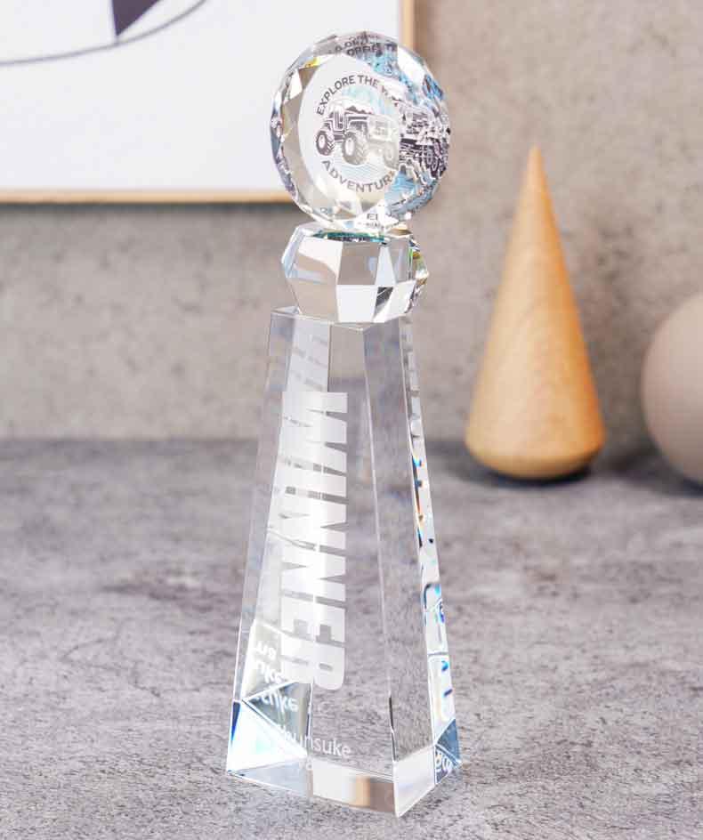 セミオーダークリスタルトロフィー(CMYR520)